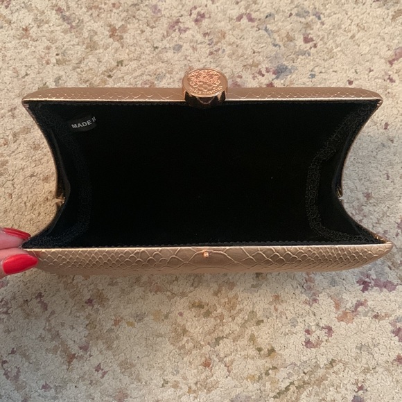 Vince Camuto Clutch - Picture 5 of 8